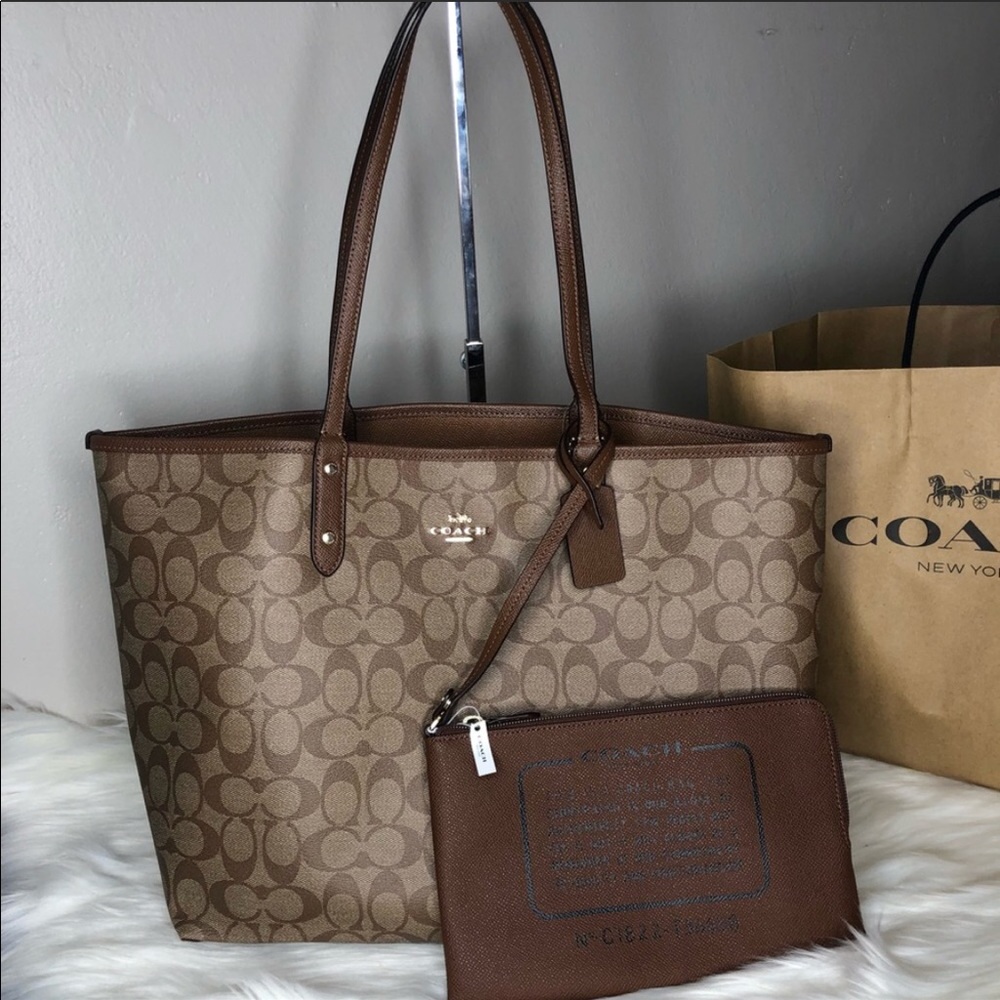Coach reversible signature PVC city tote - Picture 2 of 6